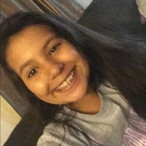 Meet your Posher, Camilla